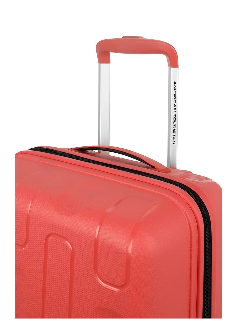 امريكان توريستر حقيبة سفر أمريكان تورستر إليبس دوارة  سم - خوخي وردي - ضمان عالمي  سنوات